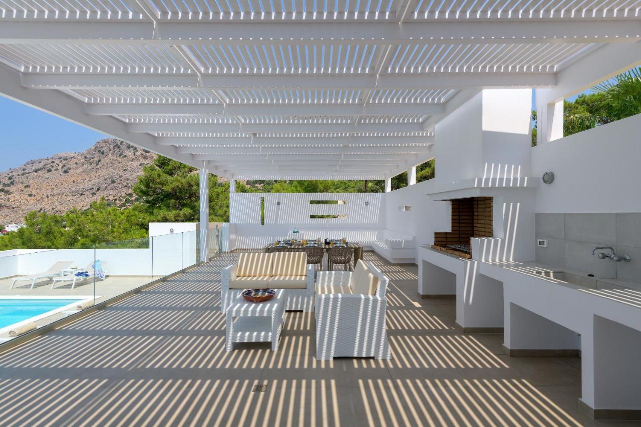 Villa Allegra with pool in Pefkos, Lindos area Pefki Exterior foto